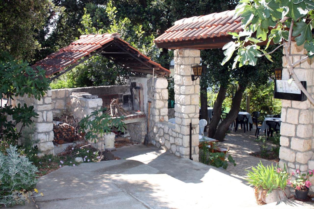 Apartments By The Sea Suha Punta, Rab - 5050 Kampor Zewnętrze zdjęcie