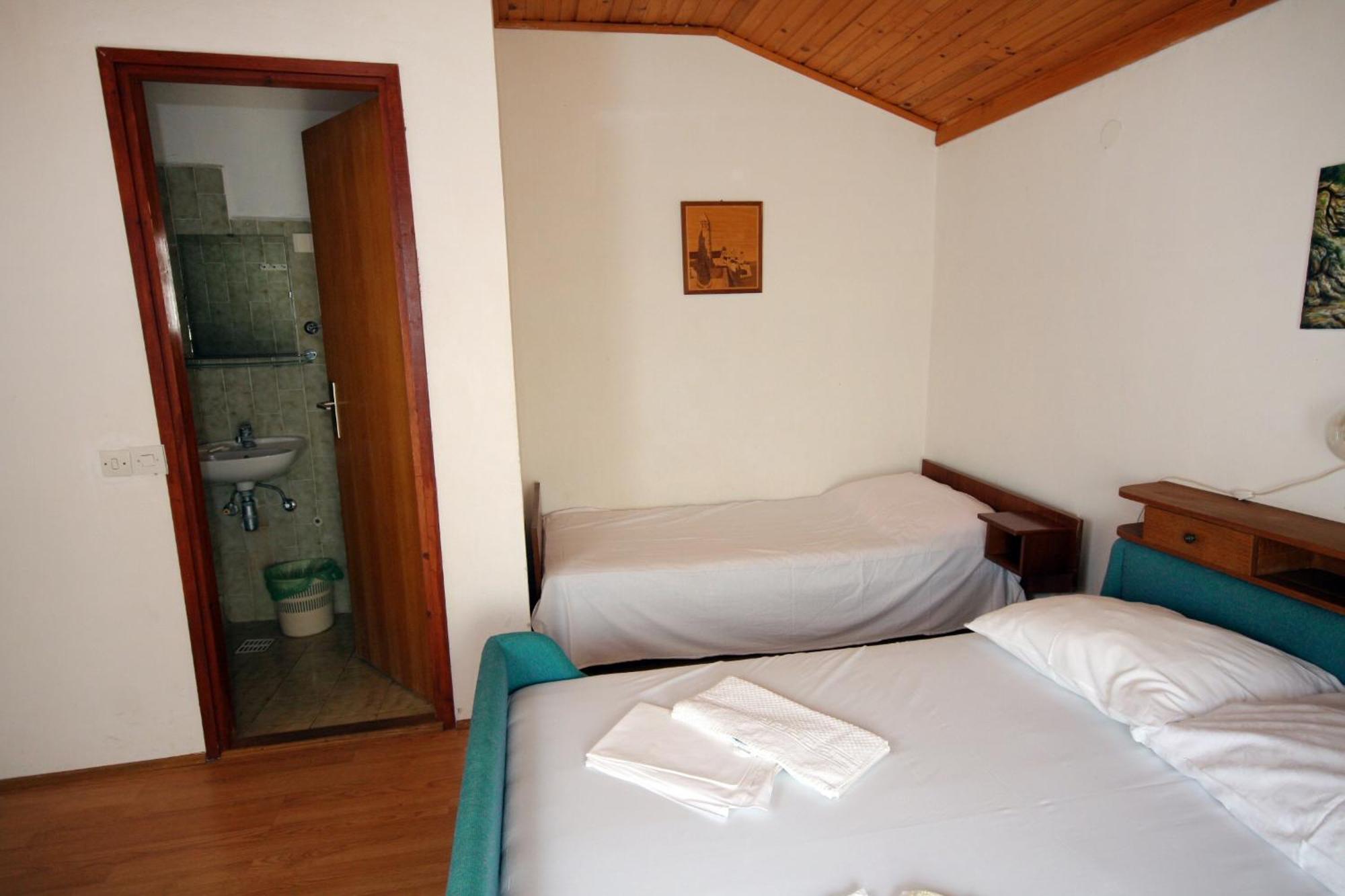 Apartments By The Sea Suha Punta, Rab - 5050 Kampor Pokój zdjęcie